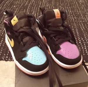 Never worn Toddler Jordan 1